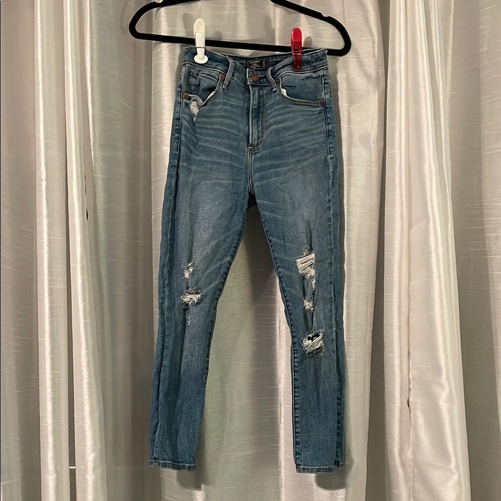 Abercrombie & Fitch Distressed Women's Jeans
